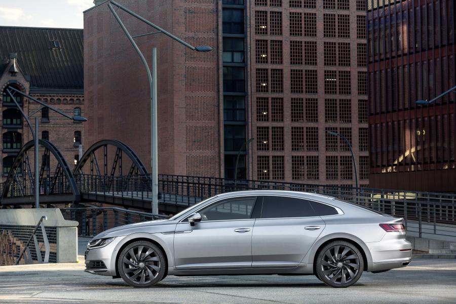  Volkswagen Arteon 4Motion Elegance 2017 года  (WW) (фото 31 из 31)